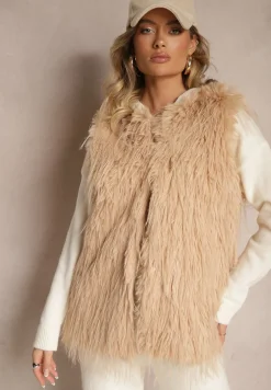 Beżowa Futerkowa Kamizelka o Prostym Kroju z Kieszeniami Venialith