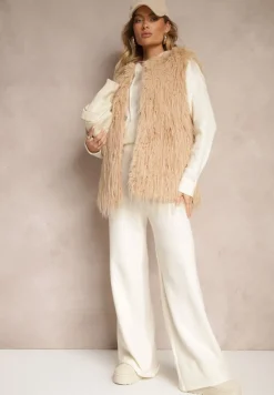 Beżowa Futerkowa Kamizelka o Prostym Kroju z Kieszeniami Venialith