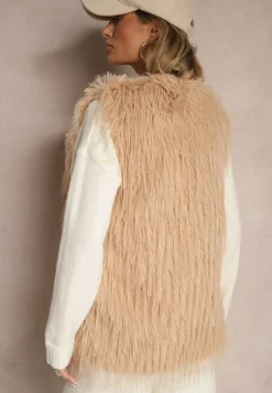 Beżowa Futerkowa Kamizelka o Prostym Kroju z Kieszeniami Venialith