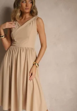 Beżowa Basicowa Sukienka Vices o Rozkloszowanym Kroju Tolaneia