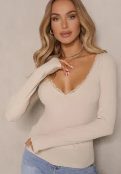 Beżowa Bluzka z Wiskozą Ozdobiona Koronką z Prążkowanego Materiału Vilfia