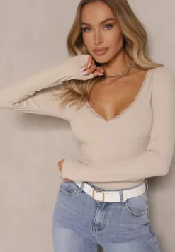 Beżowa Bluzka z Wiskozą Ozdobiona Koronką z Prążkowanego Materiału Vilfia