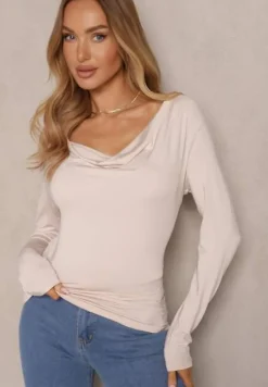 Beżowa Bluzka z Wiskozą w Eleganckim Stylu z Dekoltem Woda Tathelena