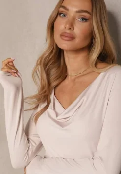 Beżowa Bluzka z Wiskozą w Eleganckim Stylu z Dekoltem Woda Tathelena