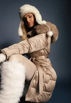 Beżowa Długa Kurtka Pikowana z Odpinanym Kołnierzem i Paskiem Rinarella