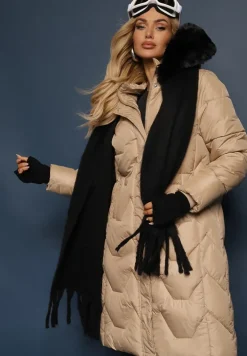 Beżowa Długa Kurtka z Pikowanymi Przeszyciami Kieszeniami i Kapturem z Odpinanym Futrem Lilunea