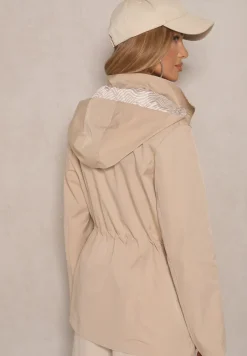 Beżowa Dwustronna Kurtka o Kroju Parki z Kapturem z Możliwością Odpięcia Desitiela
