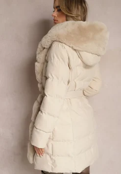 Beżowa Futerkowa Kurtka Płaszcz z Pikowaniem z Kapturem i Paskiem Ikorrde