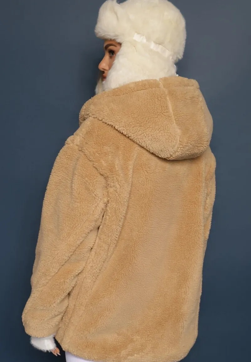 Beżowa Futerkowa Kurtka Teddy z Kapturem z Wsuwanymi Kieszeniami Gerovia