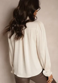 Beżowa Koszula Ozdobiona Broszką i Żabotem Rinnira