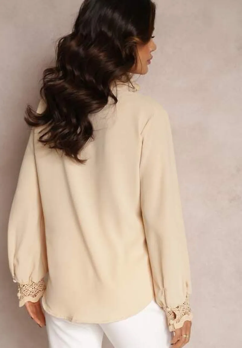 Beżowa Koszula z Ażurową Stójką i Bufiastym Rękawem Nito