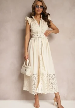 Beżowa Koszulowa Sukienka z Ażurowym Zdobieniem i Paskiem z Prostokątną Klamrą Trika