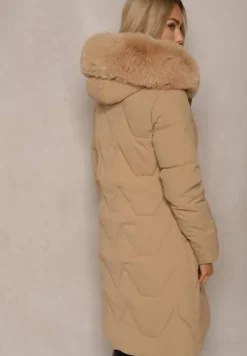 Beżowa Kurtka Długa z Ozdobnym Pikowaniem z Kapturem i Futerkiem Verticea