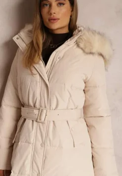 Beżowa Kurtka Długa z Paskiem i Kapturem Pikowana Nilme