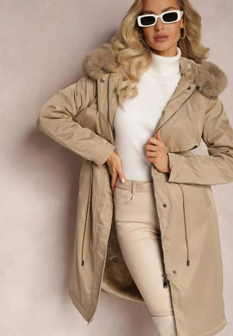 Beżowa Kurtka Płaszcz ze Ściągaczem i Kapturem z Ozdobnym Futerkiem Livieya