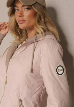 Beżowa Kurtka z Pikowanymi Przeszyciami Dłuższym Tyłem i Mankietami Nusiloren