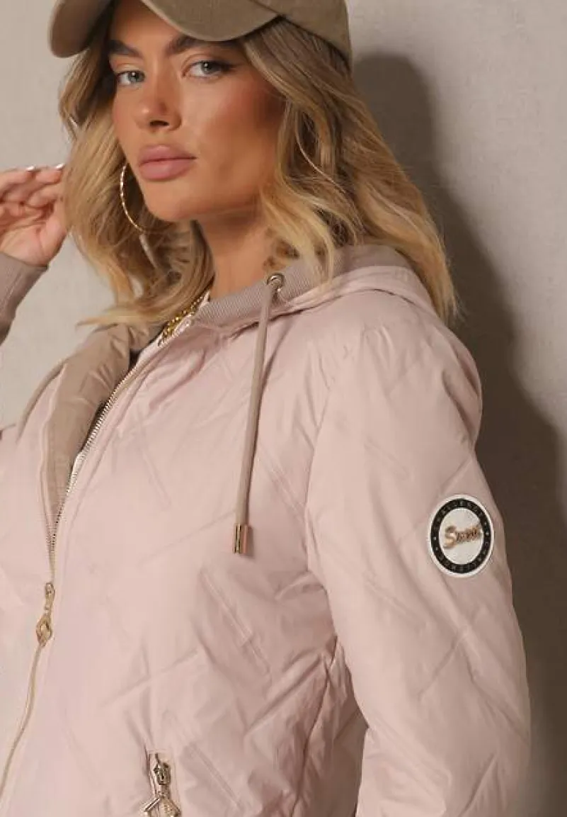 Beżowa Kurtka z Pikowanymi Przeszyciami Dłuższym Tyłem i Mankietami Nusiloren