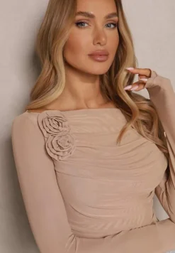 Beżowa Marszczona Bluzka z Siateczki Zdobiona Aplikacją w Kształcie Róży Olirisa