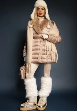 Beżowa Pikowana Kurtka z Wiązanym Paskiem i Kołnierzem z Futerka Avrissa