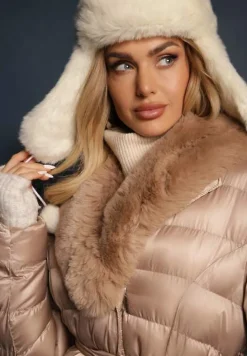 Beżowa Pikowana Kurtka z Wiązanym Paskiem i Kołnierzem z Futerka Avrissa