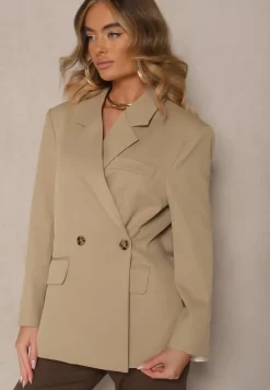 Beżowa Pudełkowa Marynarka Oversize o Dwurzędowym Fasonie z Dodatkowym Guzikiem Pasmira