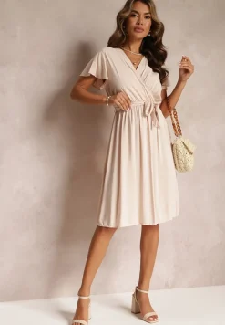 Beżowa Rozkloszowana Sukienka Maxi na Cienkich Ramiączkach z Rozporkiem Weslyn