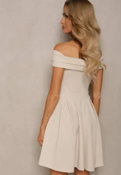 Beżowa Rozkloszowana Sukienka z Dekoltem w Łódkę Cerania