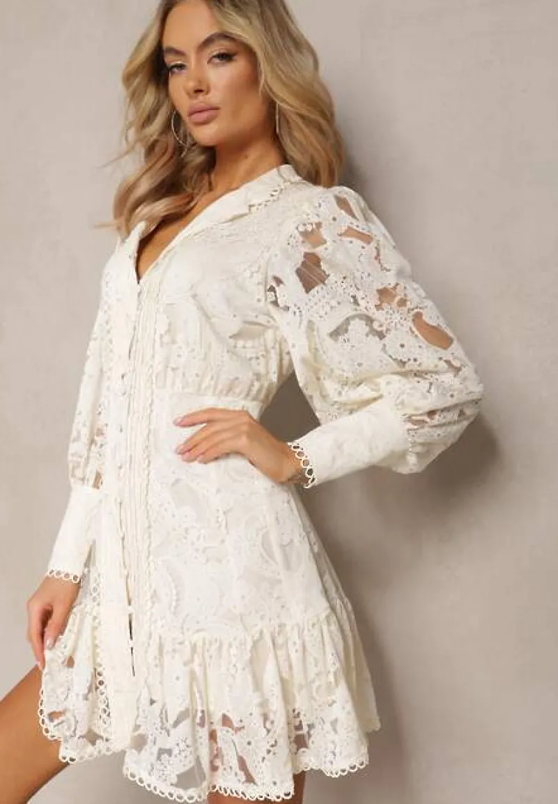 Beżowa Sukienka Koronkowa z Falbanką Hermamna