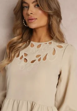 Beżowa Sukienka Mini z Ażurowym Dekoltem i Rękawem 3/4 Aphromia