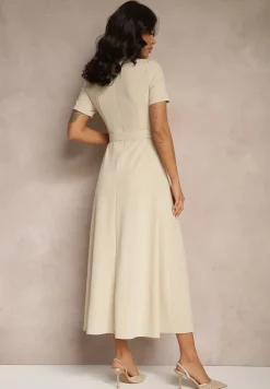 Beżowa Sukienka o Rozkloszowanym Kroju z Ozdobnym Paskiem Desiliena