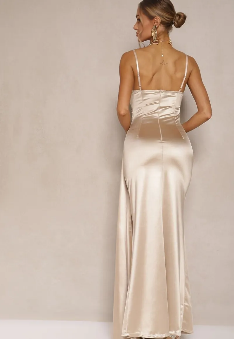 Beżowa Sukienka Satynowa z Marszczeniem i Ozdobnym Trenem Katiriva