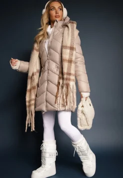 Beżowa Taliowana Kurtka Pikowana z Kapturem Ocieplana Futrem Emillora