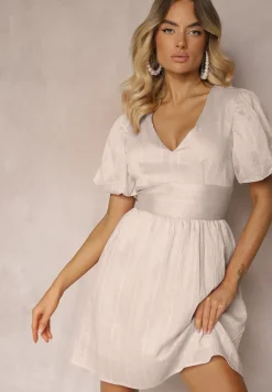 Beżowa Taliowana Sukienka z Dodatkiem Bawełny na Suwak Ozdobiona Bufiastymi Rękawami Malfea