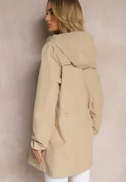 Beżowa Wiatrówka Kurtka z Zapinanymi Kieszeniami i Kapturem Caradsa