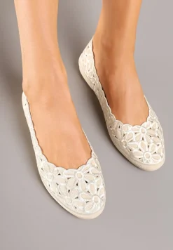 Beżowe Ażurowe Balerinki Vices z Haftem w Kwiaty Efasania