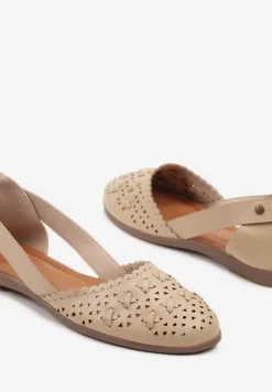Beżowe Ażurowe Balerinki z Ozdobnymi Wycięciami Damirra