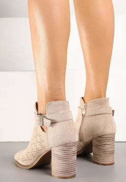 Beżowe Ażurowe Sandały w Stylu Botków na Słupku z Ozdobną Klamrą Turaria