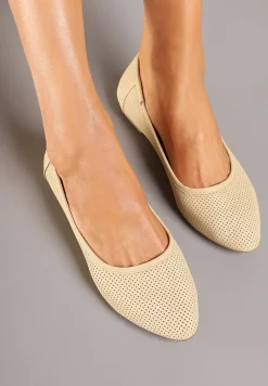 Beżowe Balerinki ze Skórzaną Wkładką i Siateczkową Cholewką Gonaviel