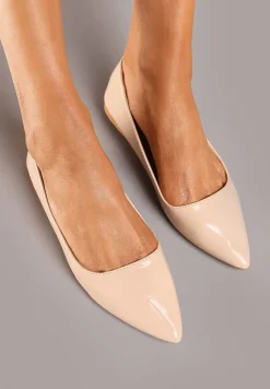 Beżowe Balerinki na Płaskiej Podeszwie w Klasycznym Stylu Elithra