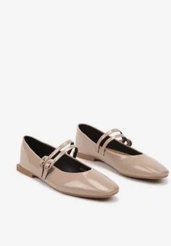 Beżowe Balerinki Płaskie Lakierowane z Paskami na Sprzączkę i Kwadratowym Noskiem Mailene