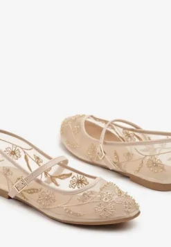 Beżowe Balerinki Siateczkowe z Haftami i Sprzączką Diviaria