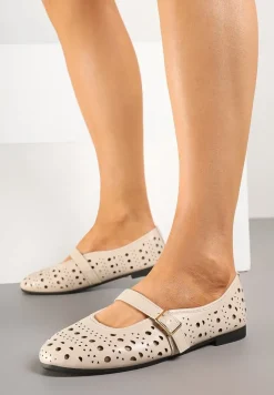 Beżowe Balerinki z Ażurowymi Wycięciami z Paskiem na Sprzączkę Frollia
