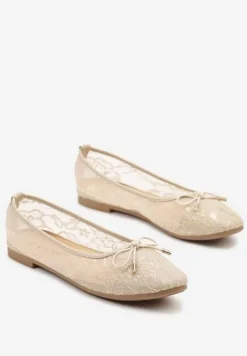 Beżowe Balerinki z Koronkową Cholewką i Kokardą Ulidisa
