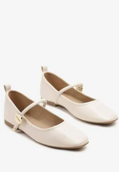 Beżowe Balerinki z Kwadratowym Noskiem i Ozdobnym Paskiem Firmio