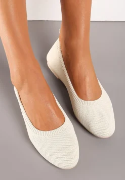 Beżowe Balerinki z Okrągłym Noskiem i Materiałową Cholewką Mililena