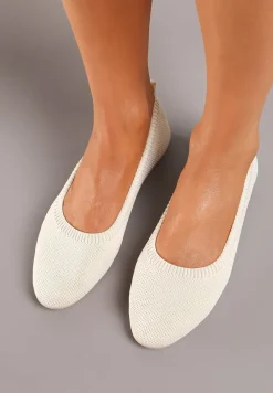 Beżowe Balerinki z Okrągłym Noskiem i Materiałową Cholewką Mililena