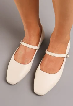 Beżowe Balerinki z Paskiem i Smukłym Kwadratowym Noskiem Rosafay