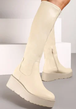 Beżowe Basicowe Kozaki na Grubej Podeszwie z Okrągłym Noskiem Tirisza