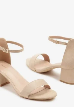Beżowe Basicowe Sandały na Słupku Vices z Paskiem Wokół Kostki Varhira