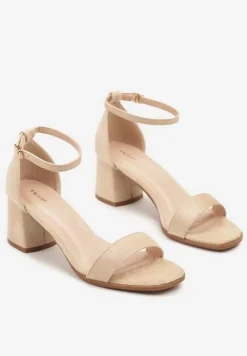 Beżowe Basicowe Sandały Vices na Słupku Soretta
